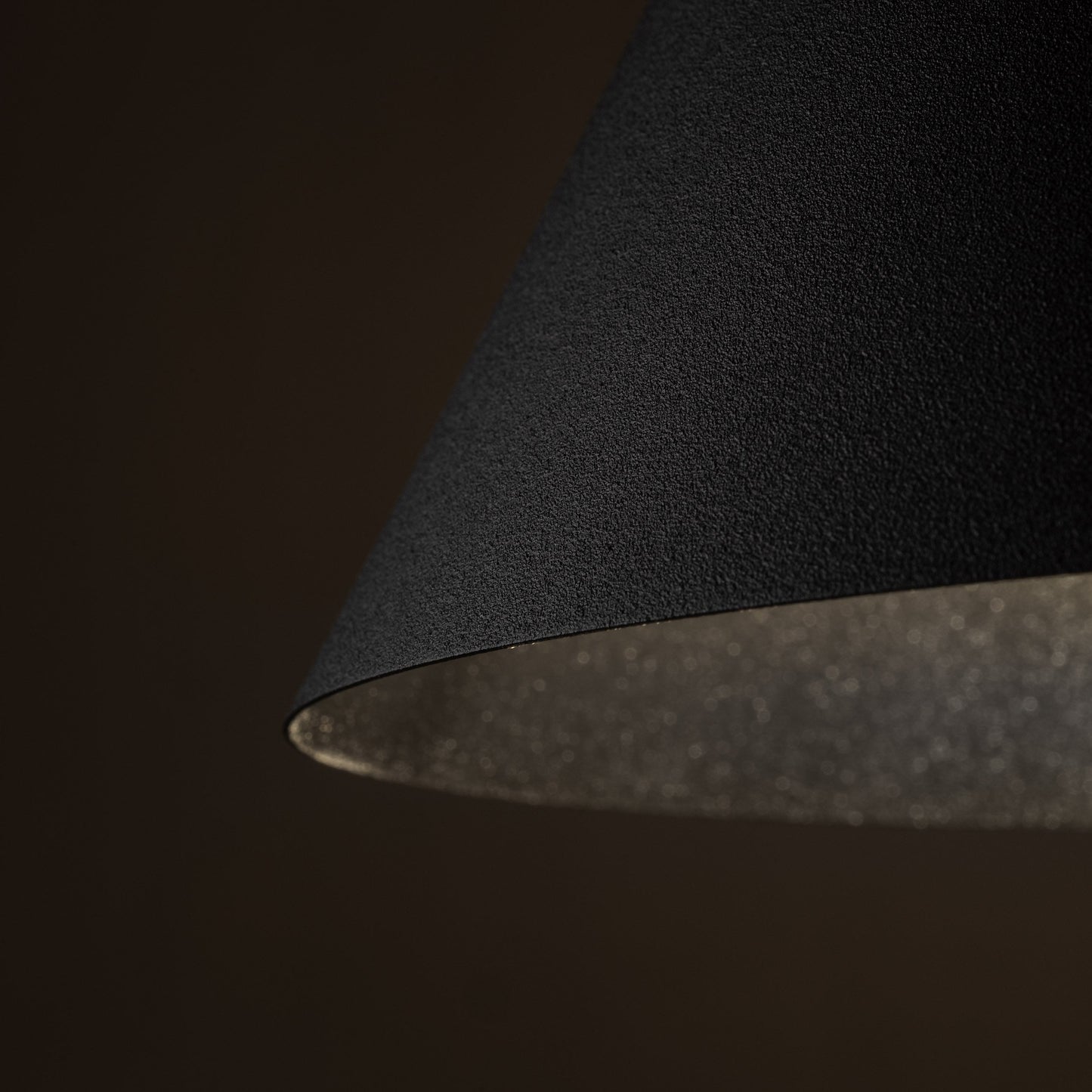 CONO Black Medium Modern Minimalist Pendant Light